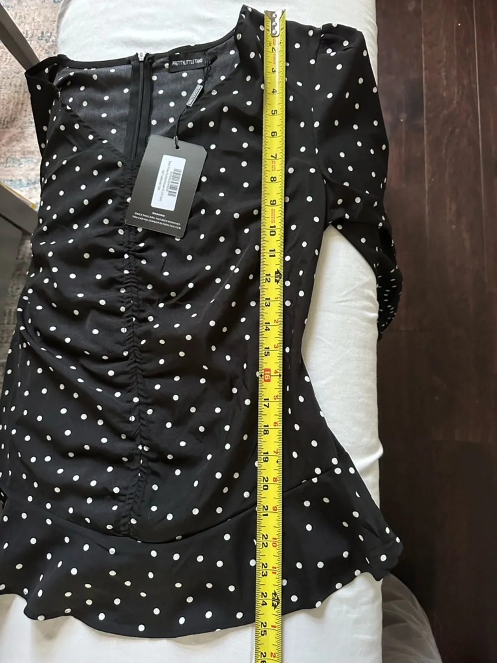PrettyLittleThing Black Polka Dot Ruched Blouse Peplum Long Sleeve‎ Size 6 NWT